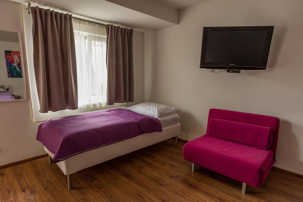 Apartmany Tereza & Free Parking Братислава Экстерьер фото