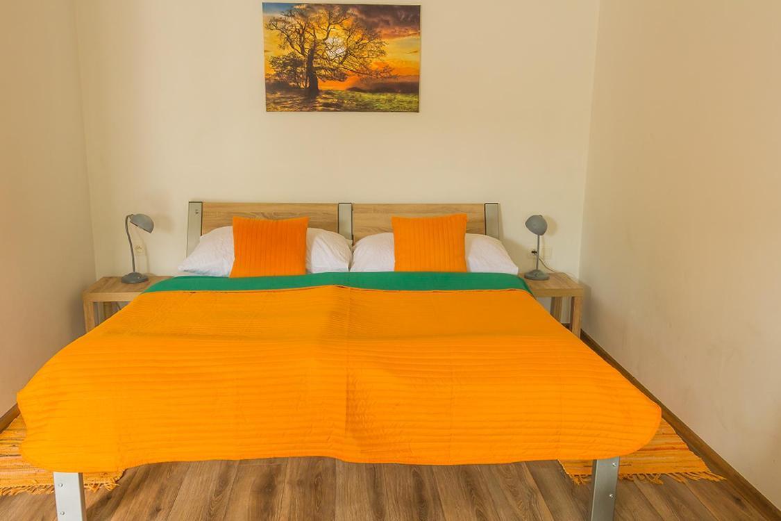 Apartmany Tereza & Free Parking Братислава Экстерьер фото