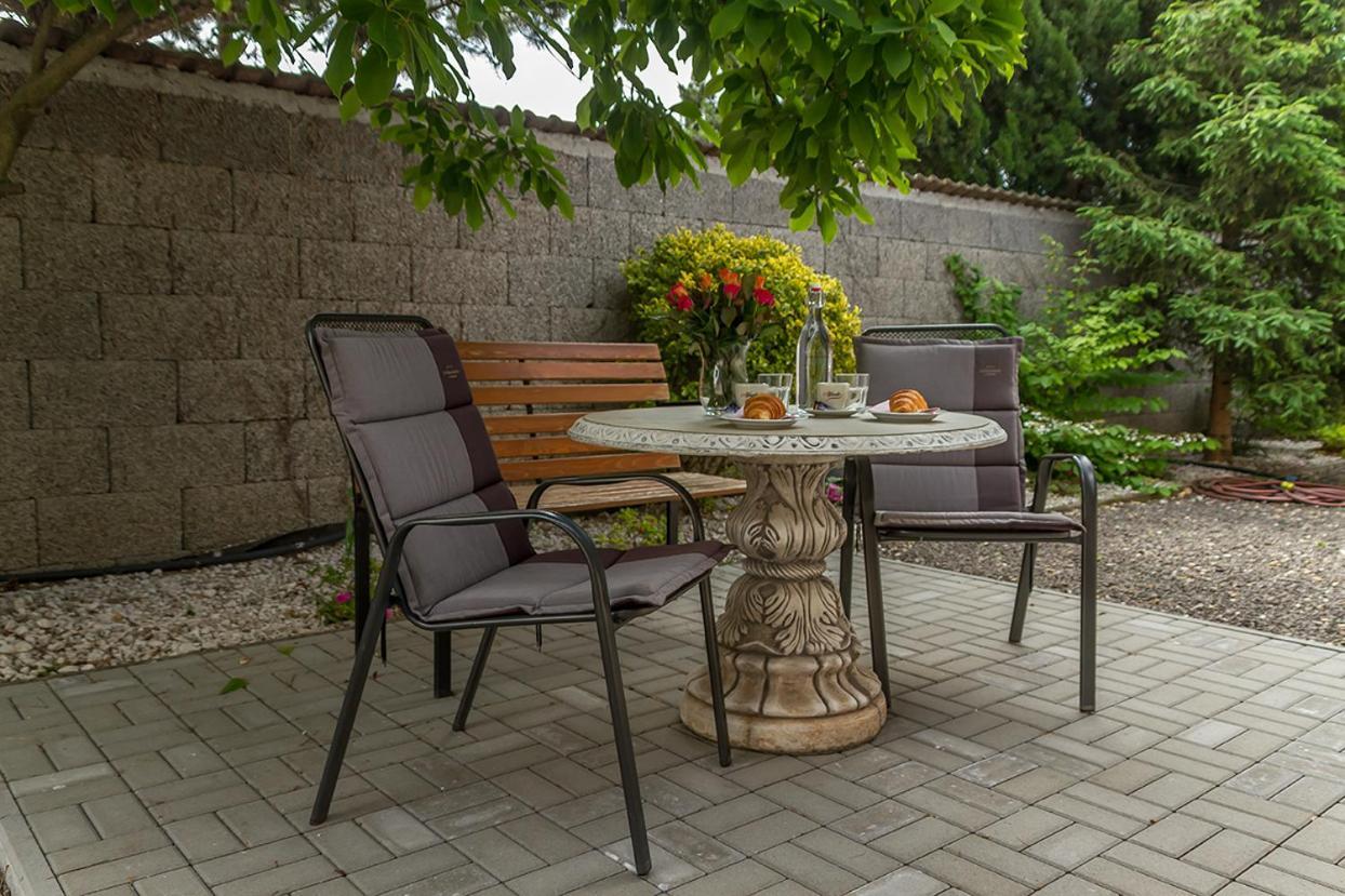 Apartmany Tereza & Free Parking Братислава Экстерьер фото