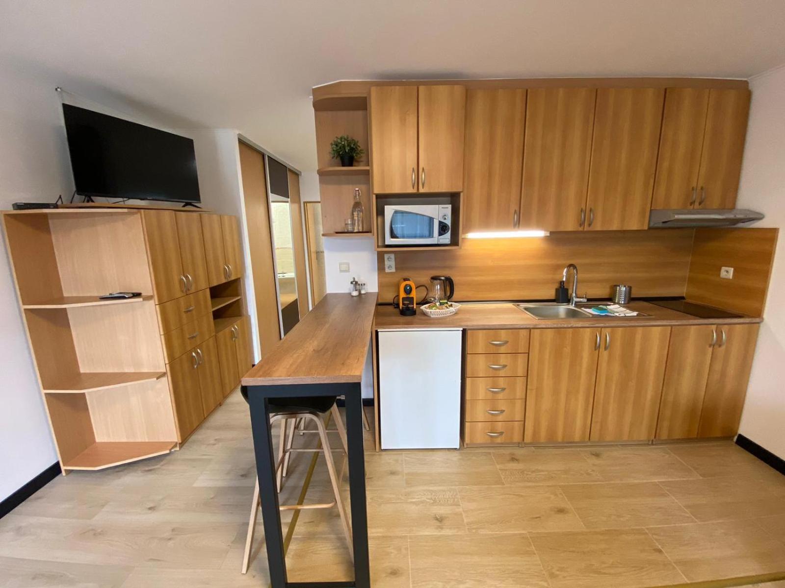 Apartmany Tereza & Free Parking Братислава Экстерьер фото